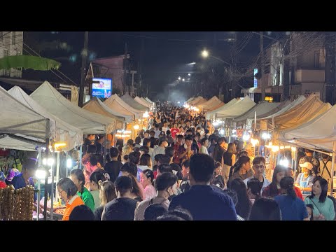 บรรยากาศถนนคนม่วนเชียงราย(171