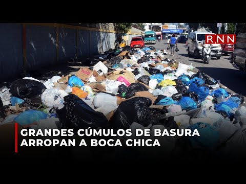 Grandes cúmulos de basura arropan a Boca Chica