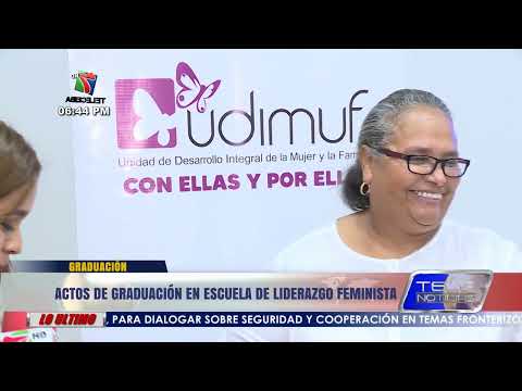 Actos de graduación en Escuela de Liderazgo Feminista en La Ceiba.