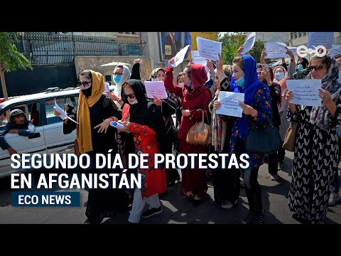 Mujeres afganas salieron a protestar por sus derechos | #EcoNews