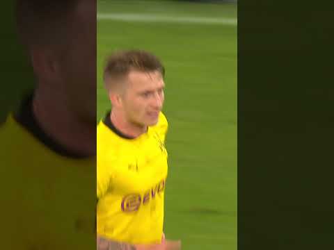 LO QUE JUEGA MARCO REUS CUANDO ESTÁ SANO... #bundesliga #footballshorts #marcoreus #dortmund