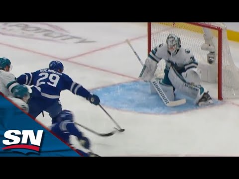 Maple Leafs Pontus Holmberg Chips In Shot With One Hand For First Goal Of Season