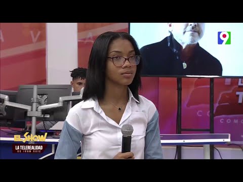 Nuestra superheroína Ashley Morales recibió una beca para estudiar medicina