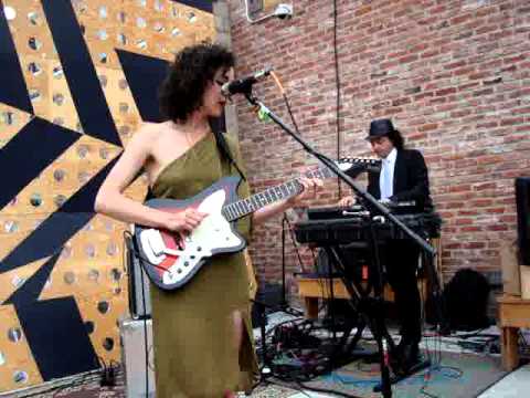 St. Vincent Tickets, Tour Dates & Concerts 2025 & 2024 – Songkick