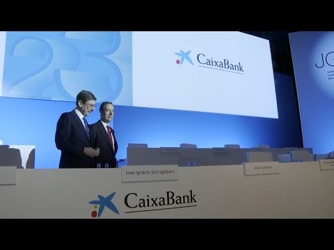 CaixaBank gana 855 millones hasta marzo, un 21,1% más