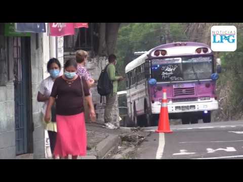 Ministro de Salud: Salvadoreños que decidan salir a la calle se van a arriesgar irresponsablemente