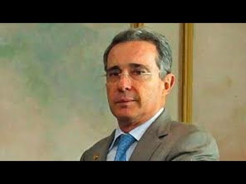 El ex presidente de Colombia Alvaro Uribe  Velez....Heroe o villano?