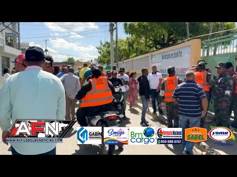 Lanzan bomba Lacrimógena en centro de votación del sector Madrigal de SFM