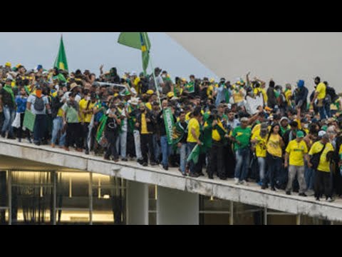 Brésil : après l'assaut des bolsonaristes, les autorités évaluent les dégâts