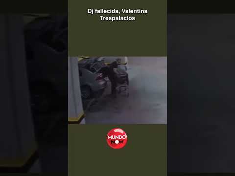 John Poulos mete el cuerpo de Valentina Trespalacios en el auto #shorts