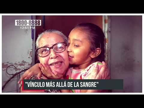 Crónica TN8: Madre de la tercera edad adora a su niña en Matagalpa - Nicaragua