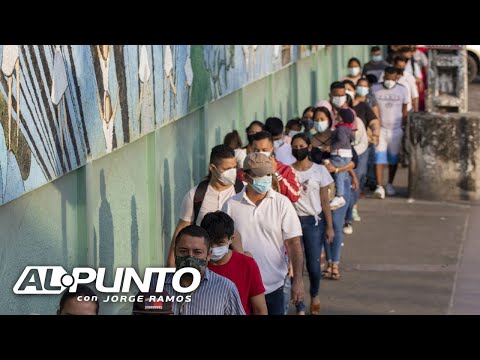 Los ecuatorianos acuden a las urnas para escoger a su próximo presidente