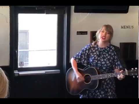 King Of My Heart (Live Acoustic) - Taylor Swift.