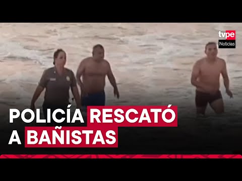 Chimbote: jefa policial ingresó al mar con su uniforme para rescatar a bañistas