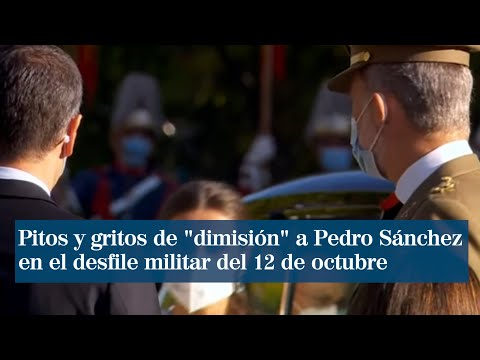 Pitos y gritos de dimisión a Pedro Sánchez en el desfile militar del 12 de octubre