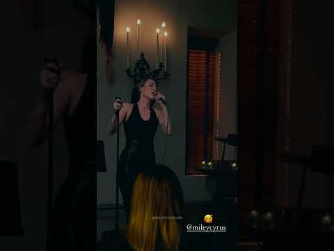 Miley Cyrus - Psycho Killer (Chateau Marmont 2024)