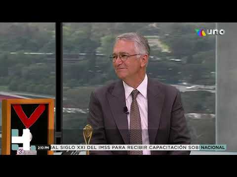 A quien corresponda cumple 30 años en compañía de Ricardo Salinas