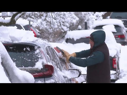 Heavy snow hits parts of Pennsylvania