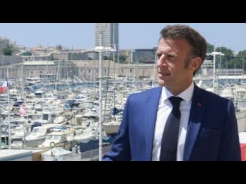 Dix offres d'emploi : le quotidien La Provence vérifie la petite phrase d'Emmanuel Macron