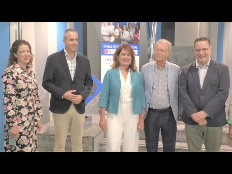 Poli Suárez, Miguel Jorge Blanco y Jimena Delgado (PP) visitan el ICSE