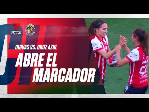 Gol de volea de Alicia Cervantes. Chivas v. Cruz Azul 1-0 | Telemundo Deportes