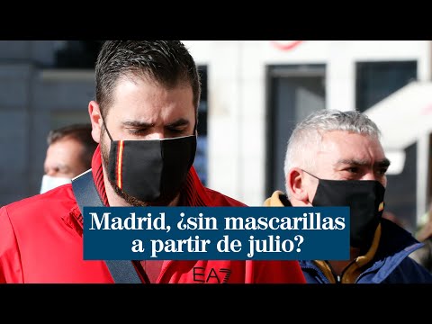 La Comunidad de Madrid ve posible dejar de usar las mascarillas al aire libre a finales de junio