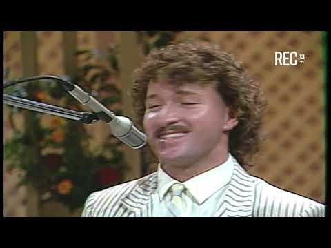 Leonardo Farkas es El Hombre Orquesta en Sábados Gigantes (1987)