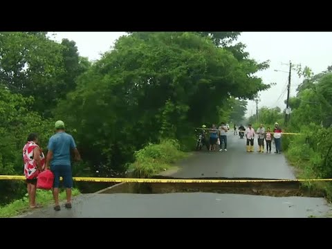 Intensa lluvia destruyó tramo de vía en Casas Viejas