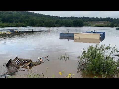 Cuatro desaparecidos y daños inimaginables por las peores lluvias en 50 años en Canadá