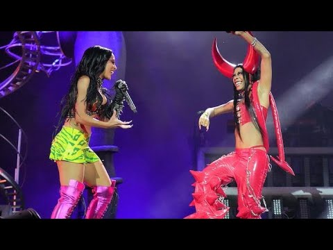 Doja Cat & Rico Nasty - Tia Tamera (Live at Coachella 2022)