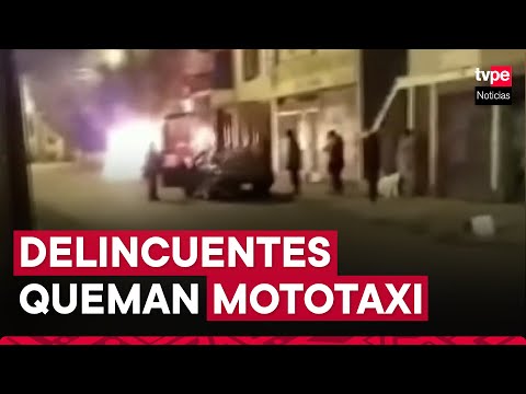 Comas: delincuentes queman mototaxi para borrar huellas de delitos