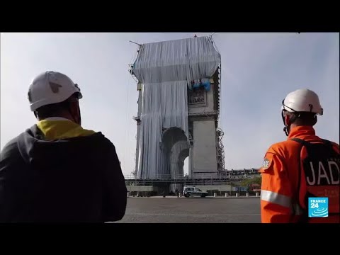 Arc de Triomphe à Paris : le monument transformé en oeuvre d'art de Christo • FRANCE 24