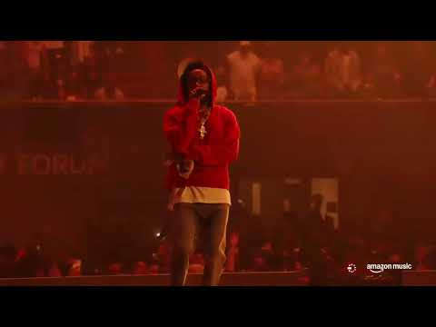 Kendrick Lamar Performs "King Kunta"| Ken & Friends Concert
