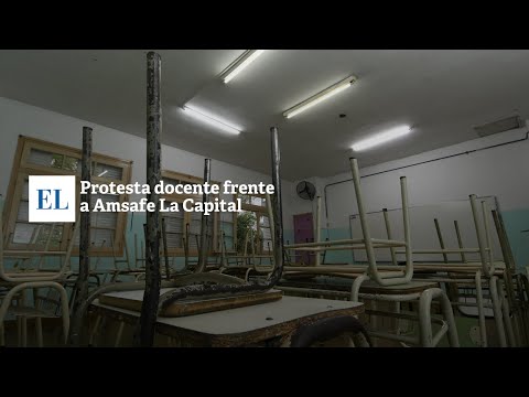 PROTESTA DOCENTE FRENTE A AMSAFE LA CAPITAL.