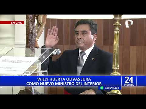 Willy Arturo Huerta Olivas juró como nuevo ministro del Interior (1/2)