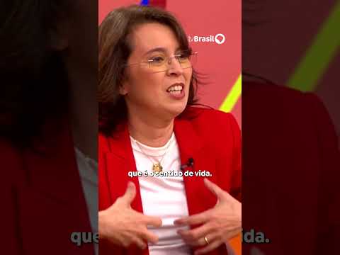 Chrystina Barros desvenda caminhos da felicidade e fala sobre o tema que é considerado uma ciência