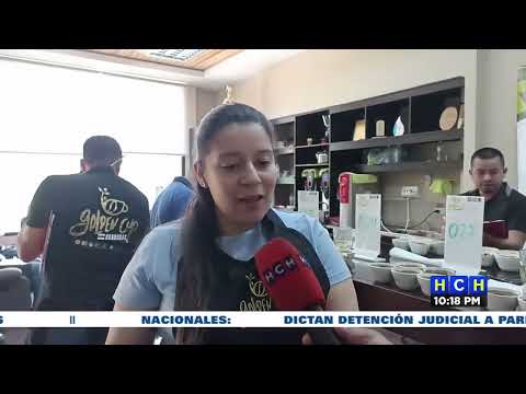 Productores de café de todo el país participan en el evento Golden Cup en Marcala, La Paz