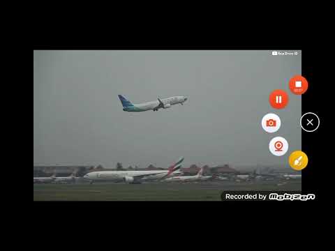 take off landing bandara soekarno hatta jakarta