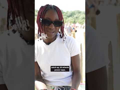 How does Flohio get ready for Glastonbury?