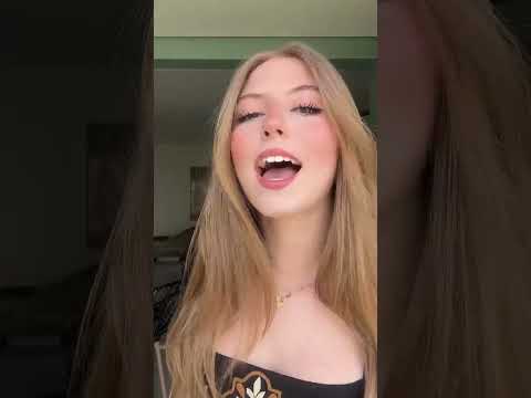 💁🏼‍♀️ #lorenaqueiroz #trend