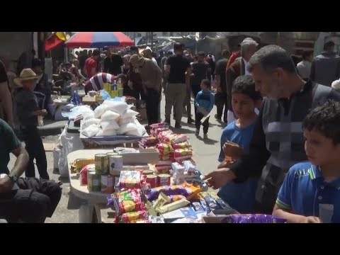 Palestinians struggle to buy food and goods as prices rise in Rafah's markets