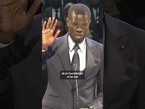 Bassirou Diomaye Faye, le nouveau président du Sénégal, prête serment
