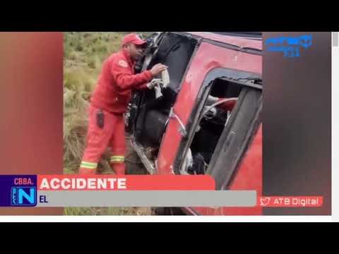 Cochabamba: una vagoneta se embarrancó unos 500 metros en el camino a Morochata