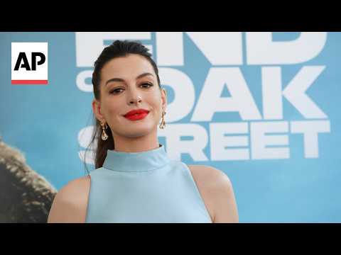 Anne Hathaway says she had a photo of Sigourney Weaver as Ripley in her trailer