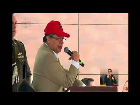 Presidente de Colombia, Gustavo Petro, critica a Nayib Bukele por mega cárcel