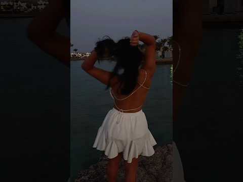 Кристина Есаян Почему #юмор #comedyshorts #funny #comedy #прикол #sunset #music #humour