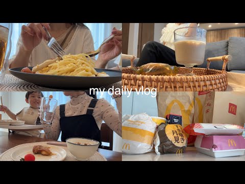 おうち時間多めな3日間🍽.1歳2歳のごはん記録🔖𓂃.マック月見🍔.カフェタイム🍫.支援センターでの話🩰