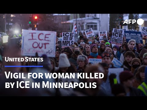 Minneapolis residents hold vigil after woman killed by ICE agent | AFP