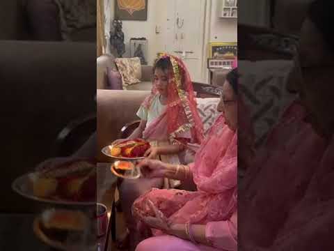 Miss แดนภารตะ คิดถึงน้องเอสชูไหมคะ Miss แดนภารตะ คิดถึงน้องเอสชูไหมคะ