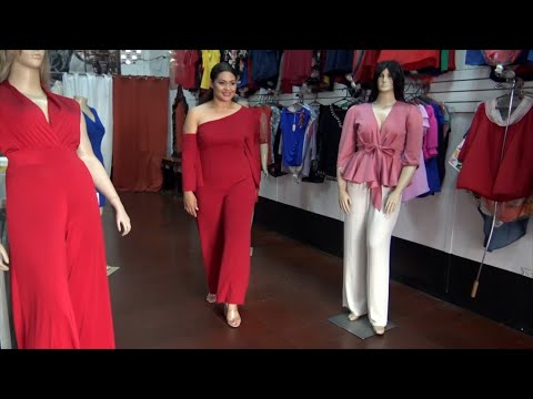 Mujeres de talla grande visten elegantes y a la moda en Chinandega